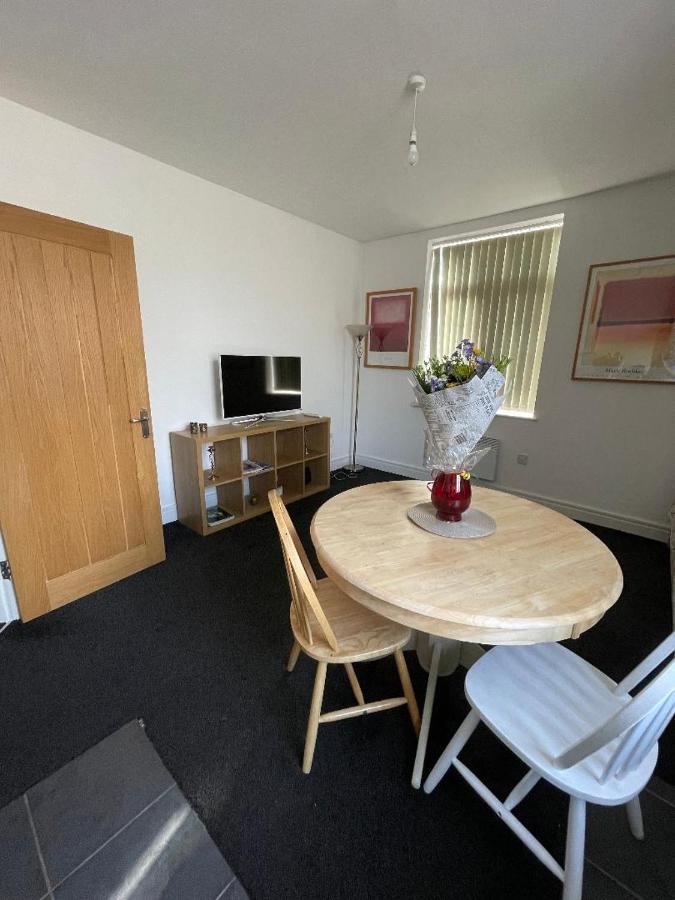 2 Bedroom Apartment In キダーミンスター エクステリア 写真
