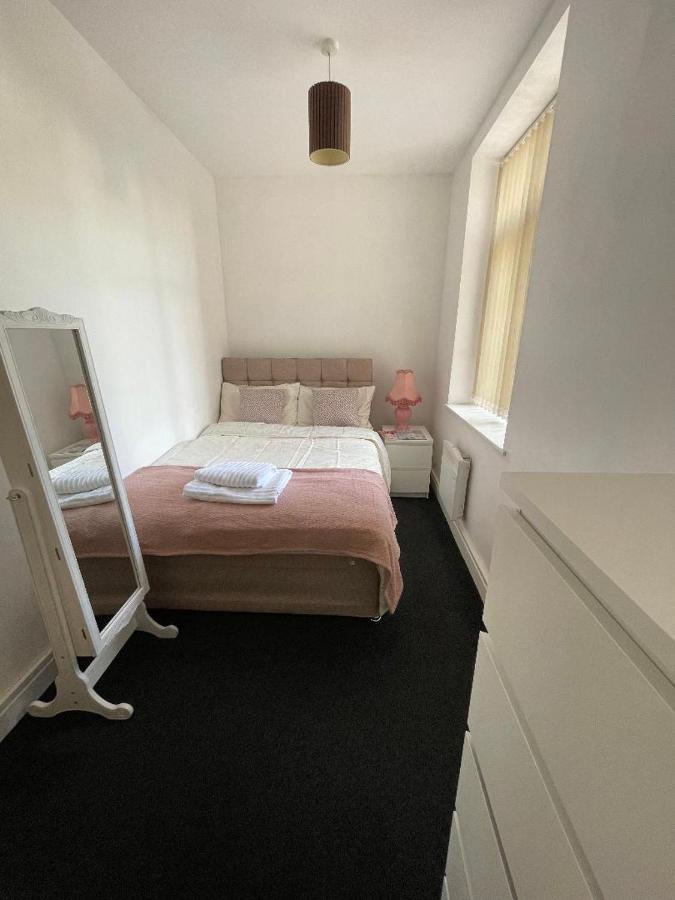 2 Bedroom Apartment In キダーミンスター エクステリア 写真